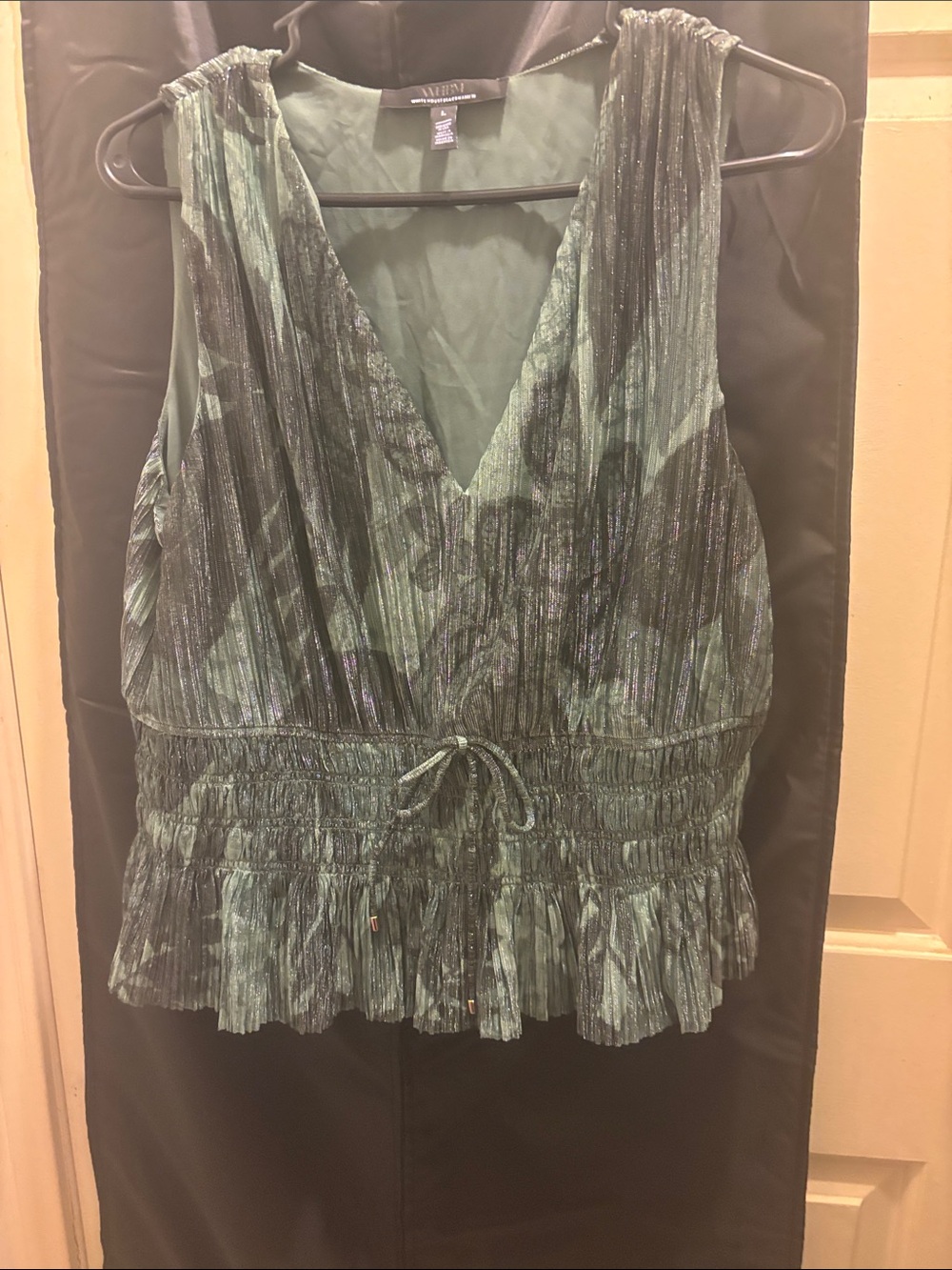 White House Black Market Green Floral V-Neck Smocked Waist Tank
